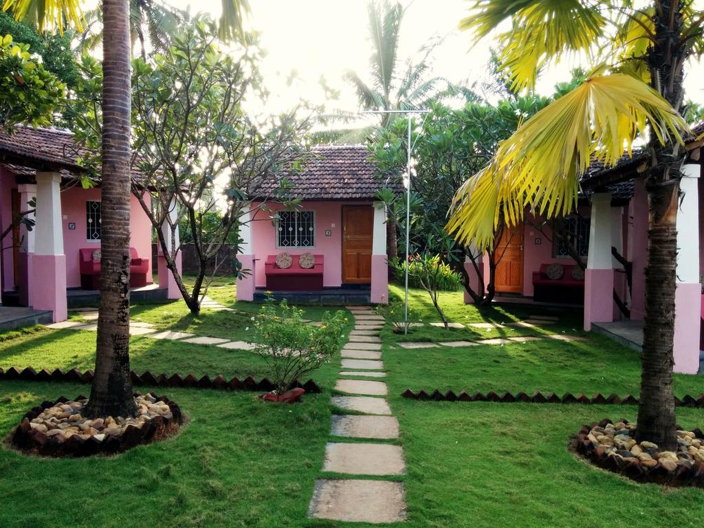 Avalon Inn Mandrem Esterno foto