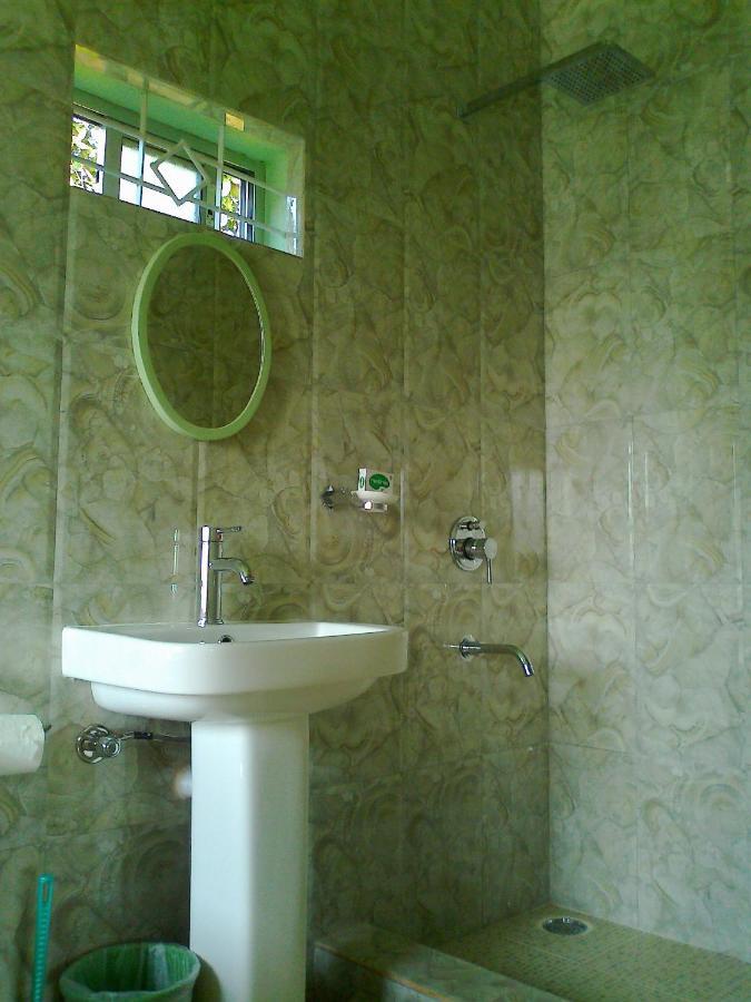 Avalon Inn Mandrem Esterno foto
