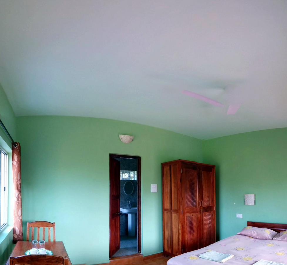 Avalon Inn Mandrem Esterno foto